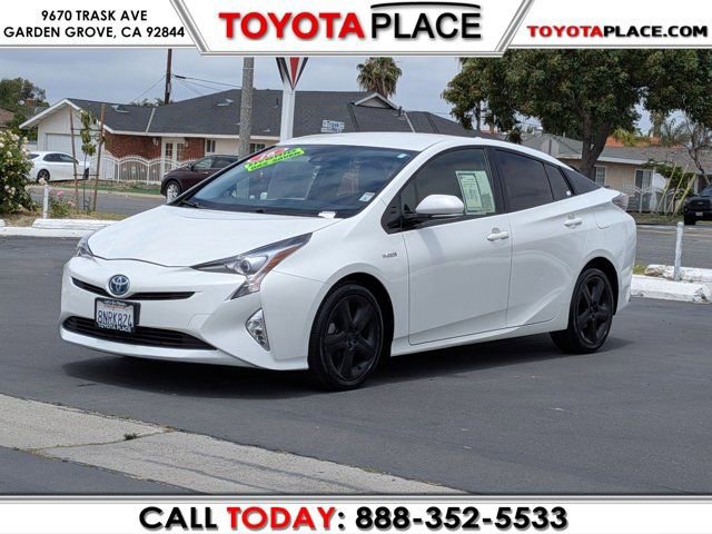 Used 2016 Toyota Prius Three Touring FWD image 1
