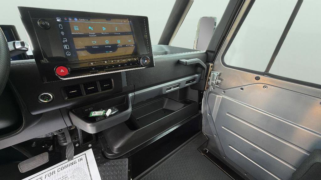 Used 2024 Chevrolet Brightdrop 600 w/ Commercial Equipment Package AWD/4WD image 20
