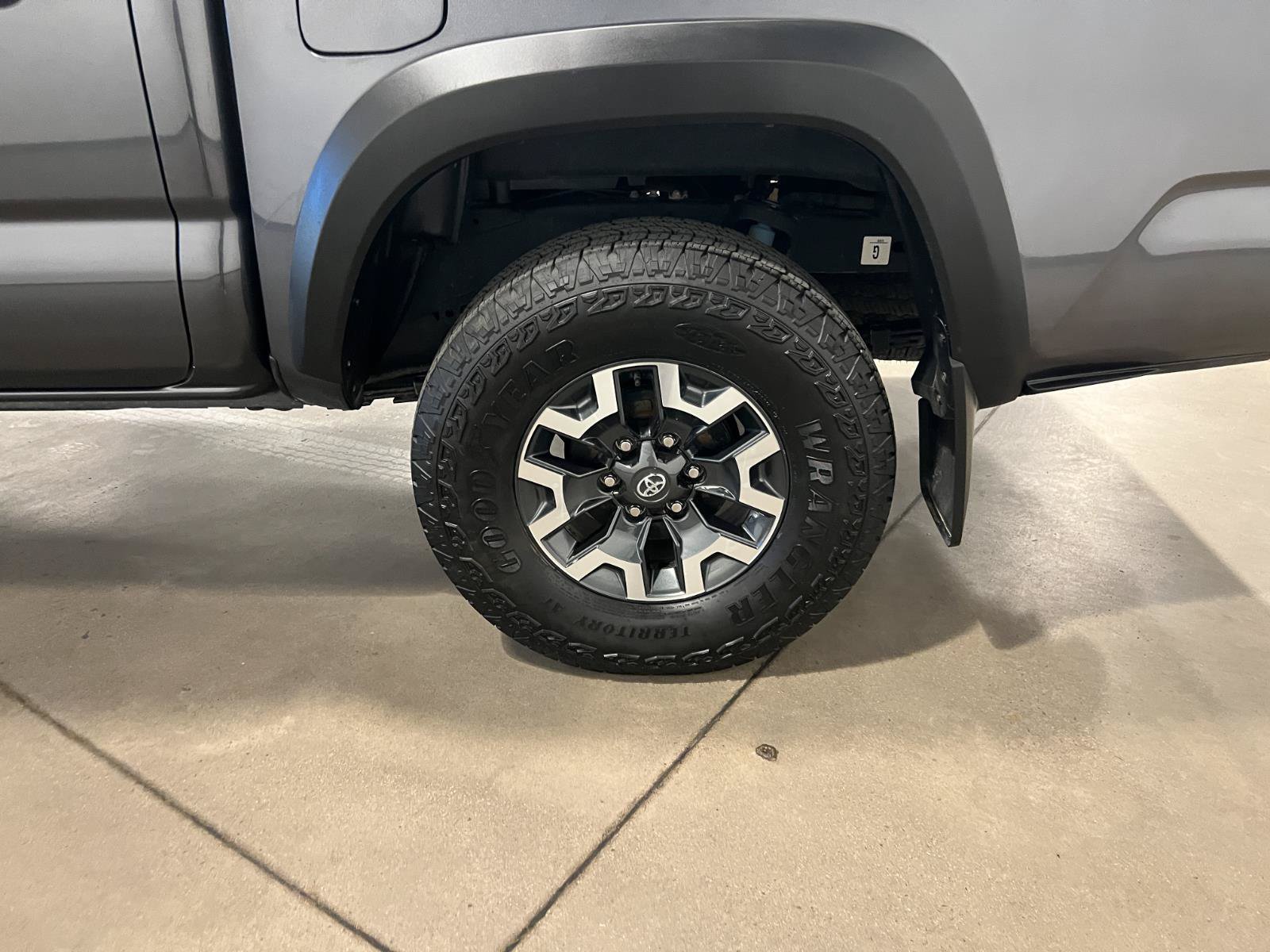 Used 2023 Toyota Tacoma TRD Off-Road w/ Advanced Technology Package AWD/4WD image 41