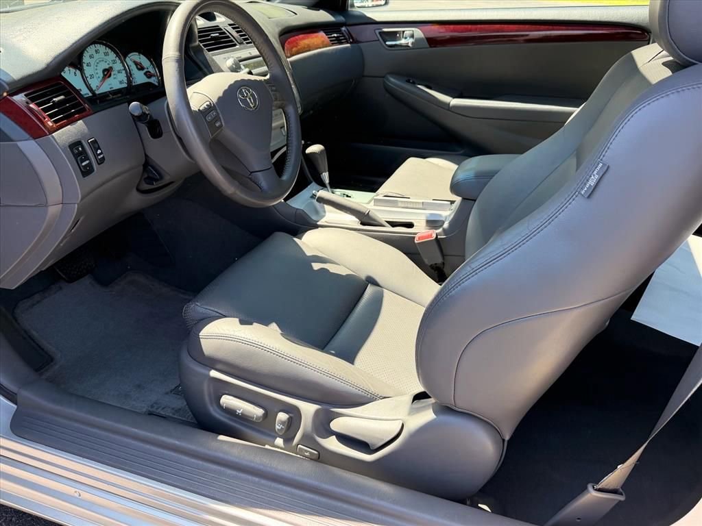 Used 2004 Toyota Solara SE Sport FWD image 12