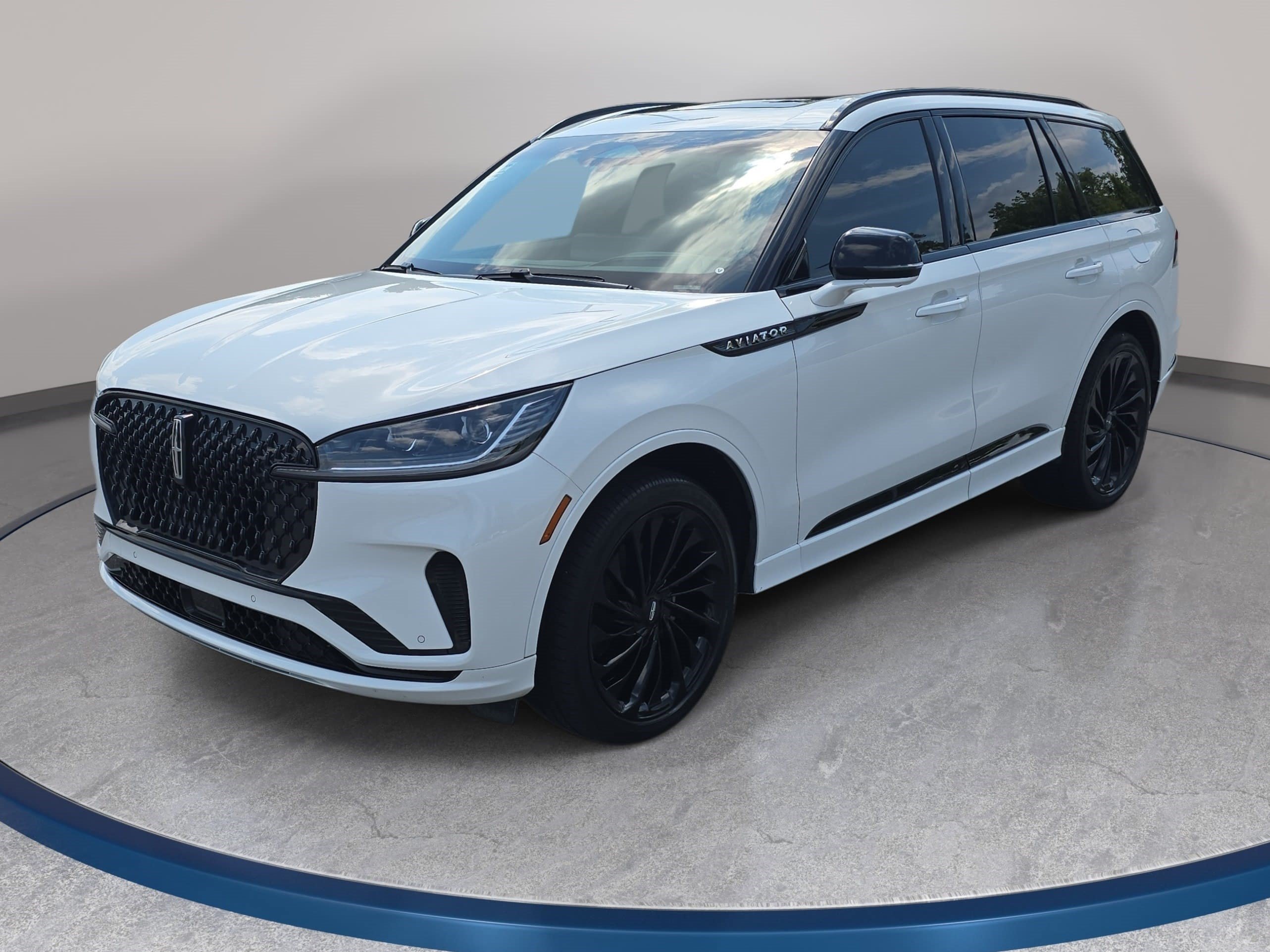 Certified 2025 Lincoln Aviator Reserve w/ Equipment Group 201A AWD/4WD image 1
