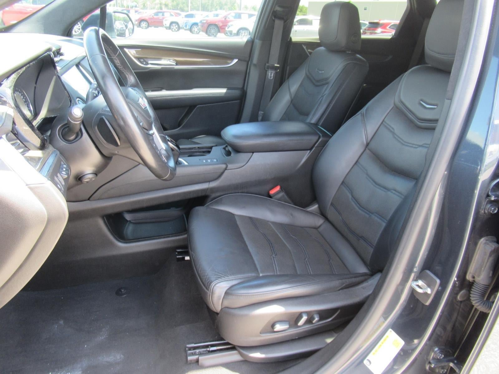 Used 2019 Cadillac XT5 Platinum AWD/4WD image 20