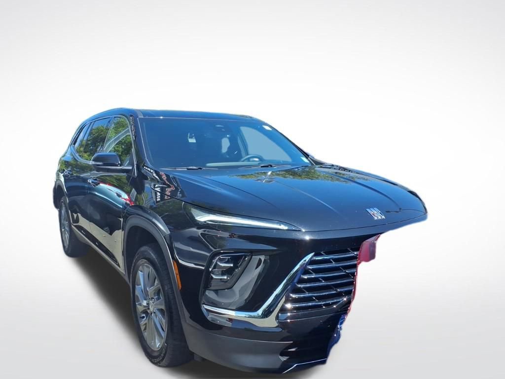 Used 2025 Buick Enclave Preferred w/ Power Package image 2