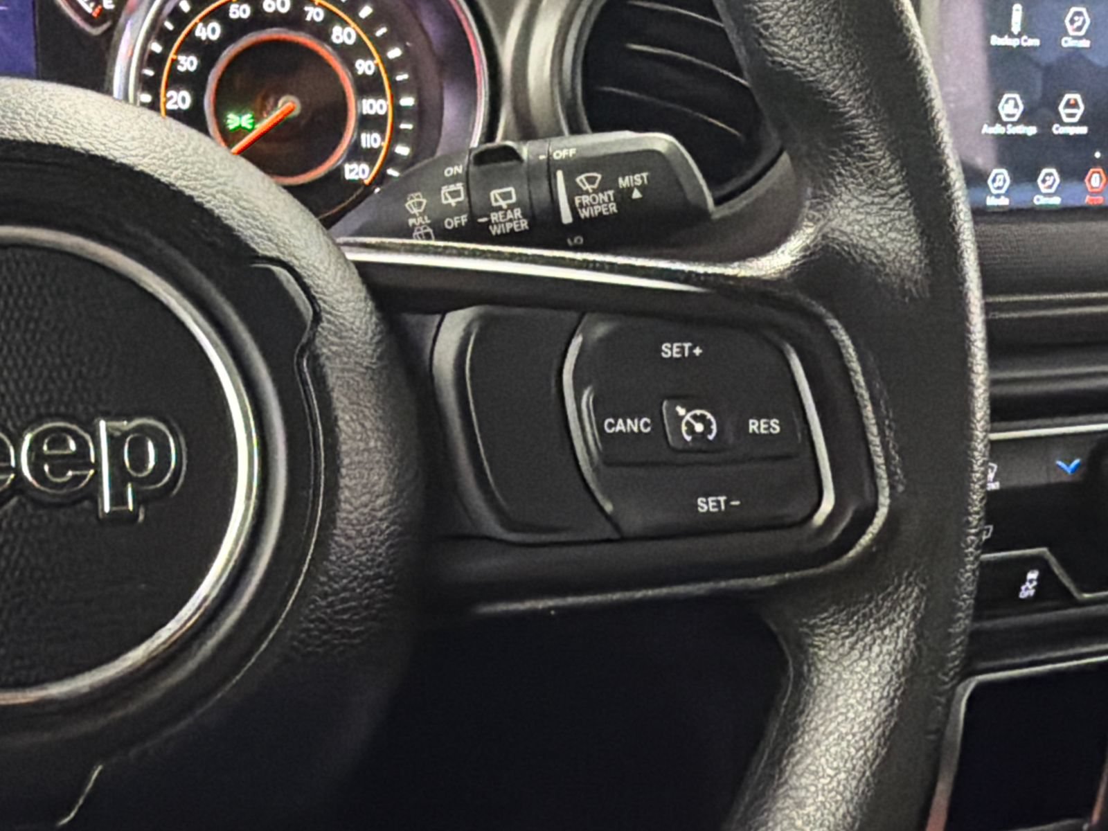 Used 2022 Jeep Wrangler Sport AWD/4WD image 17