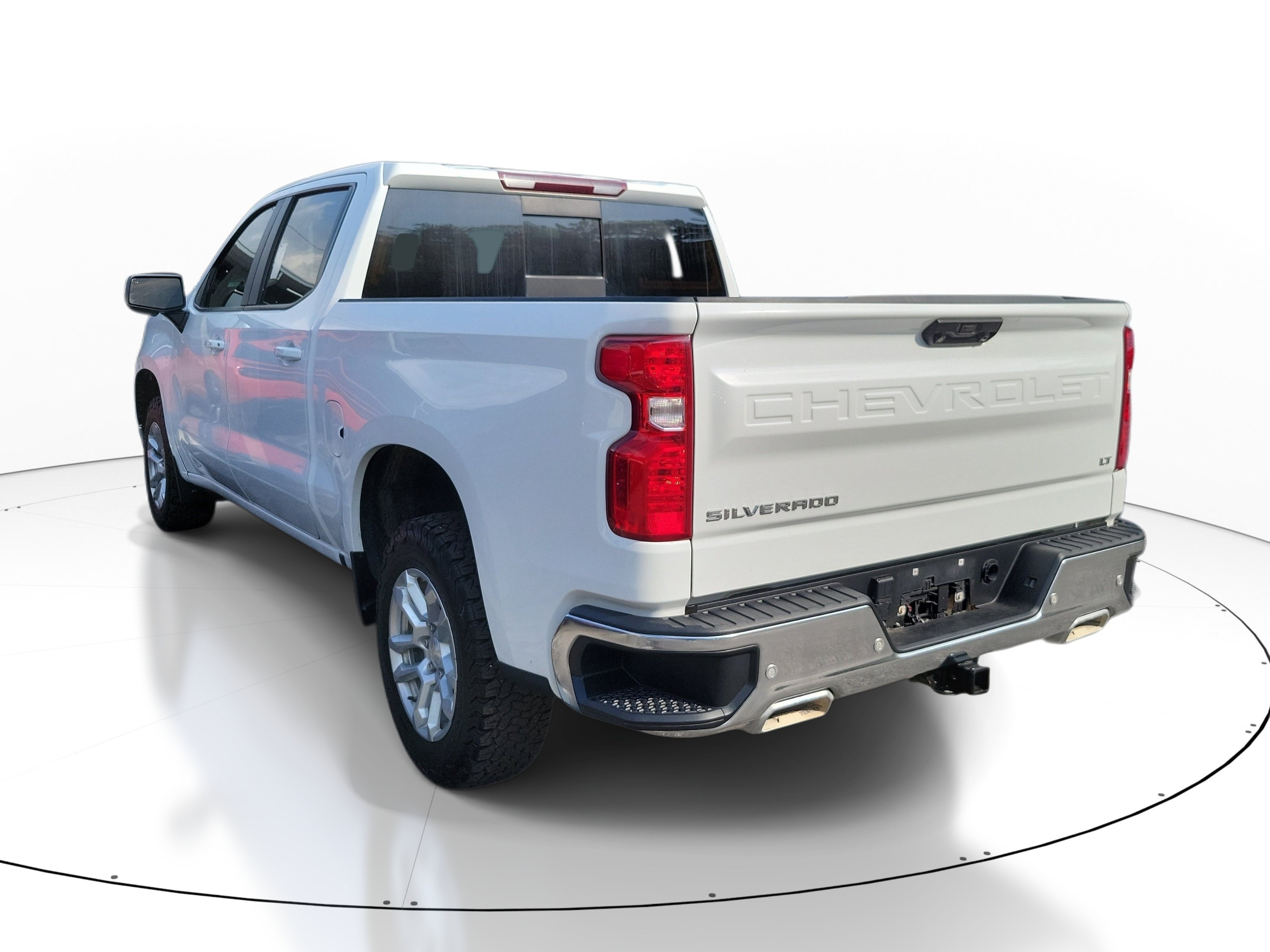 Used 2022 Chevrolet Silverado 1500 LT w/ Z71 Off-Road Package AWD/4WD image 4