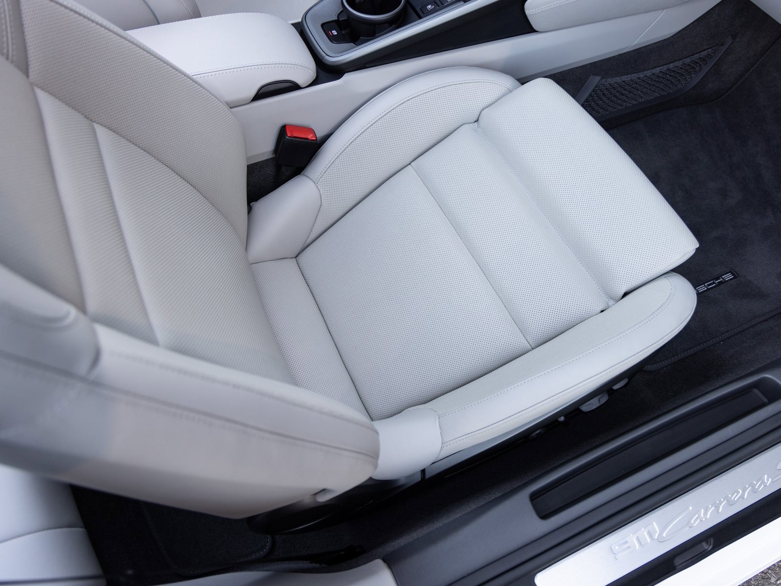 Used 2024 Porsche 911 Carrera S image 33