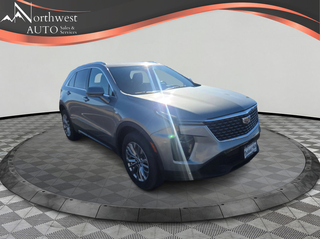 Used 2024 Cadillac XT4 Premium Luxury AWD/4WD image 3