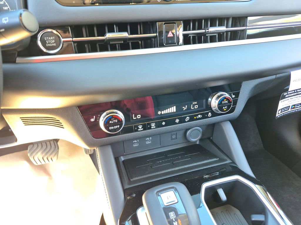 New 2026 Mitsubishi Outlander SE image 18