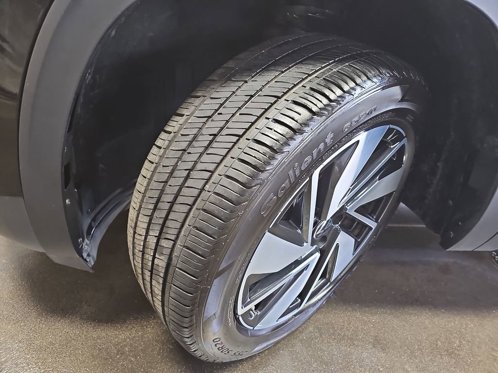 Used 2024 Volkswagen Atlas SE FWD image 33