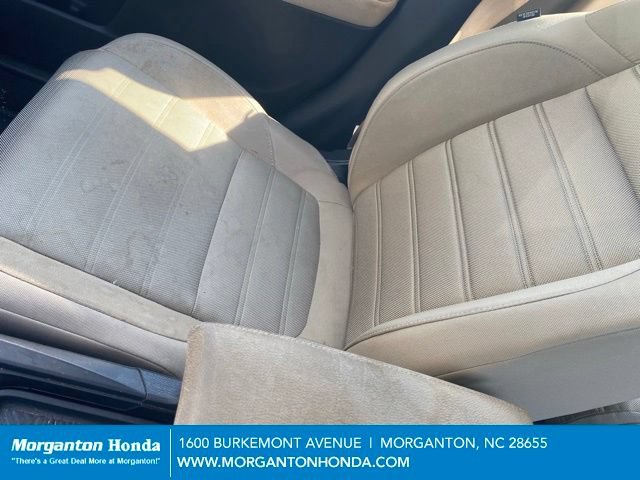 Used 2017 Honda CR-V LX image 19