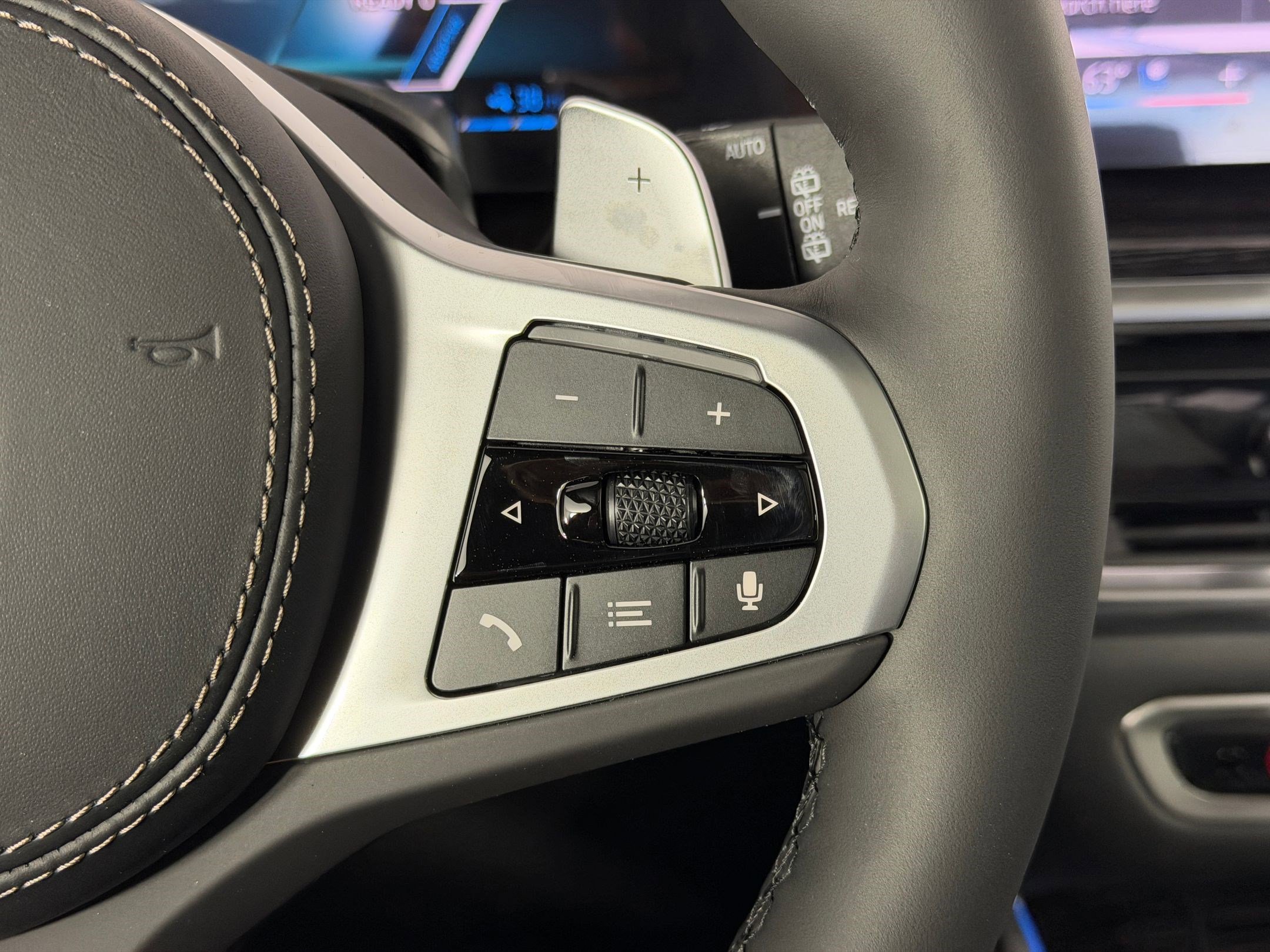 New 2026 BMW X5 xDrive50e w/ Executive Package image 27