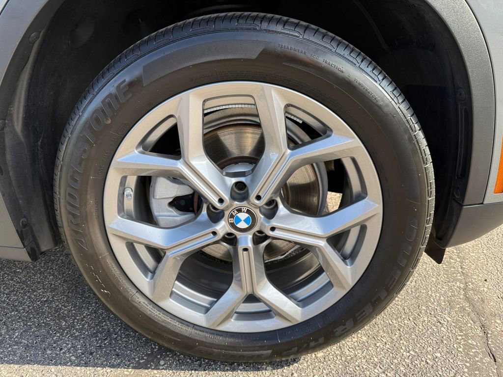 Certified 2024 BMW X3 xDrive30i w/ Premium Package image 18