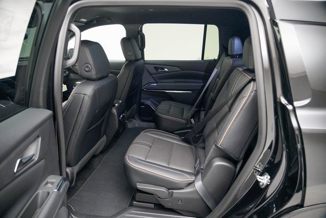 New 2026 Chevrolet Traverse High Country image 25