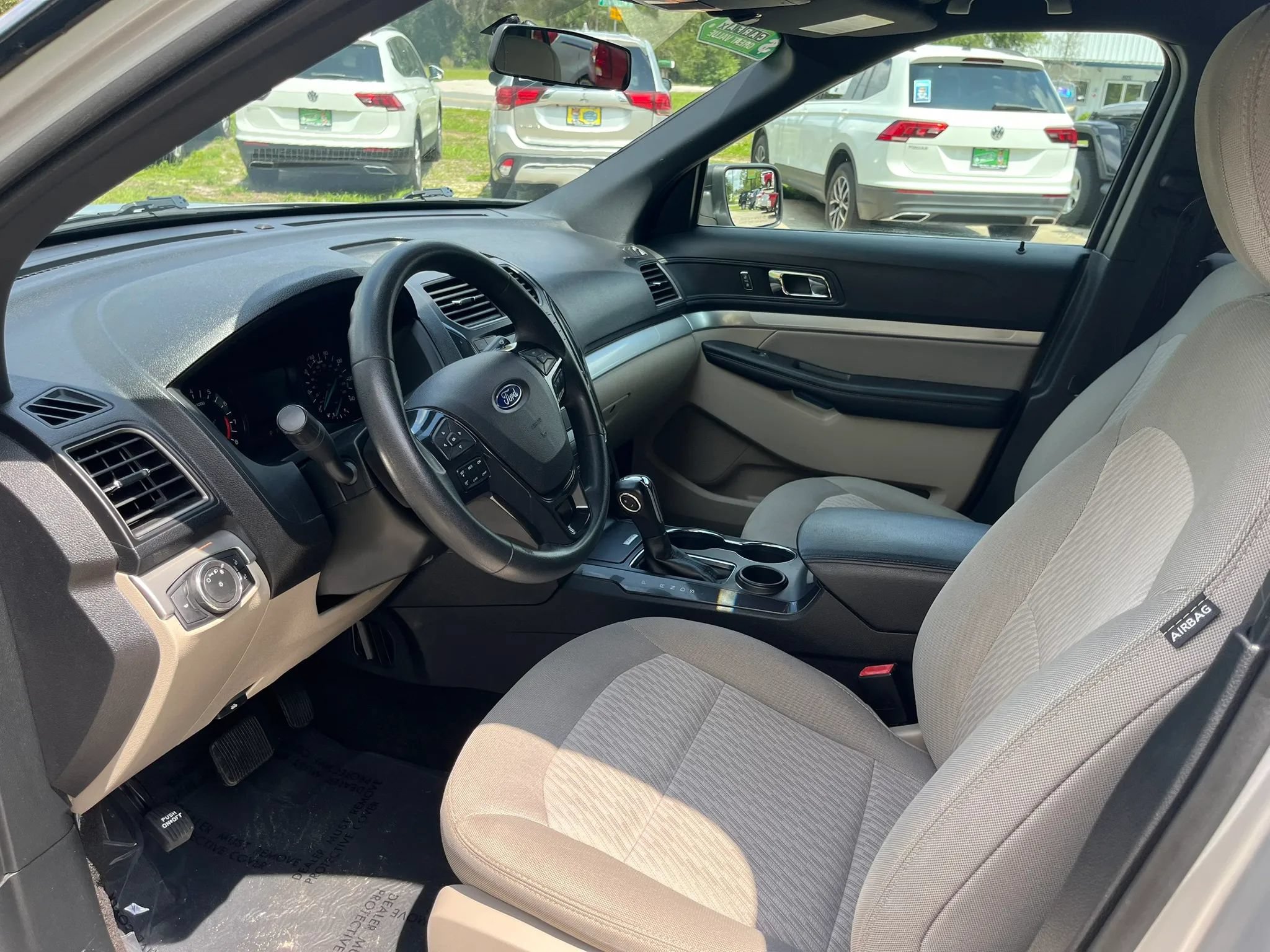Used 2018 Ford Explorer FWD image 9