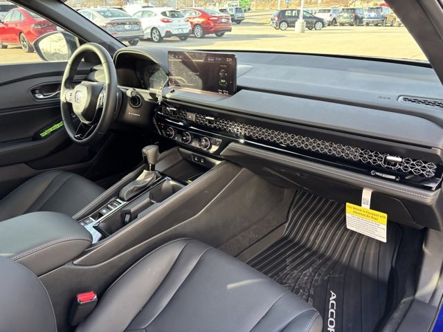 Certified 2025 Honda Accord Sport image 25