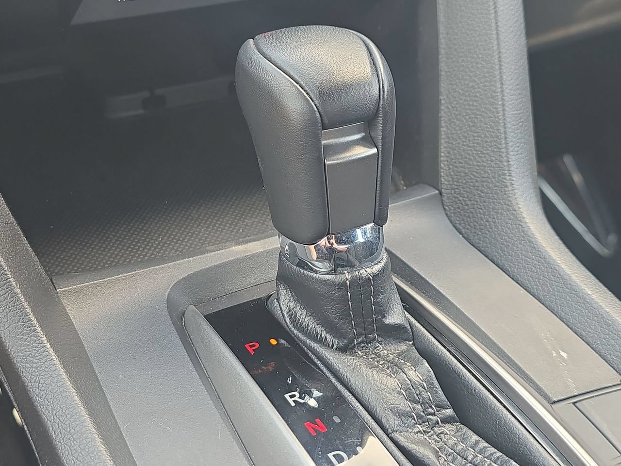 Used 2021 Honda Civic EX image 17