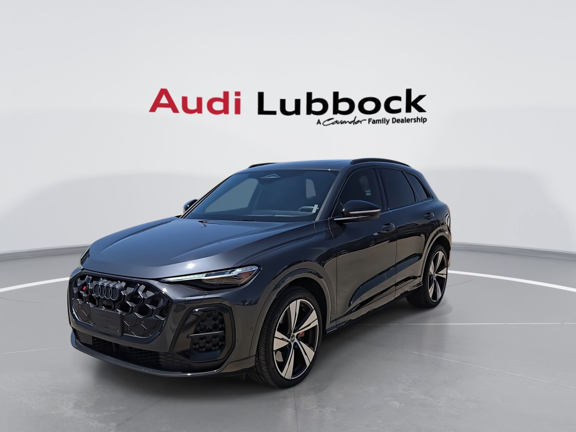 Certified 2025 Audi SQ5 Premium Plus AWD/4WD image 3