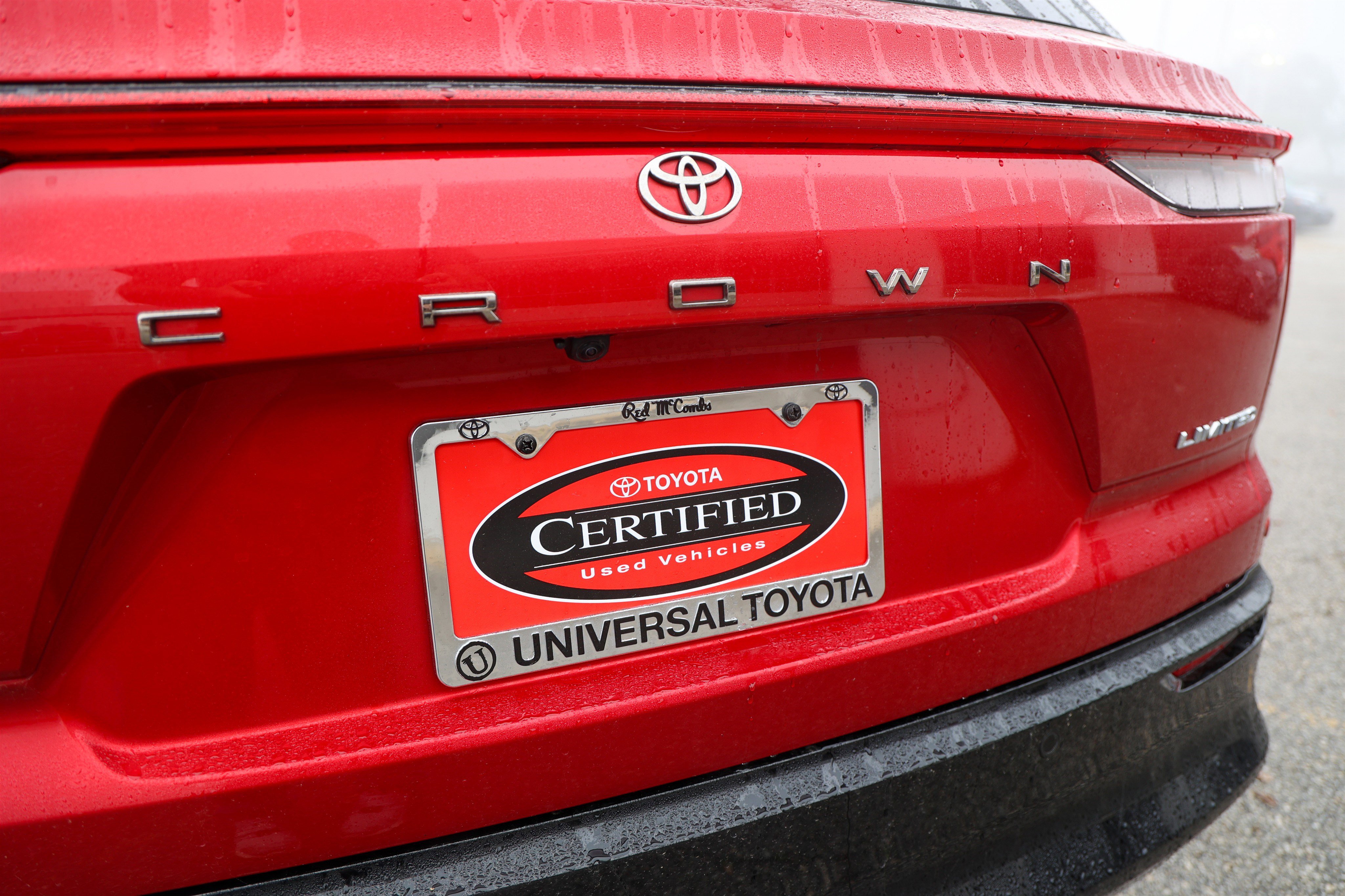 Certified 2025 Toyota Crown Signia w/ Advanced Technology Package image 14