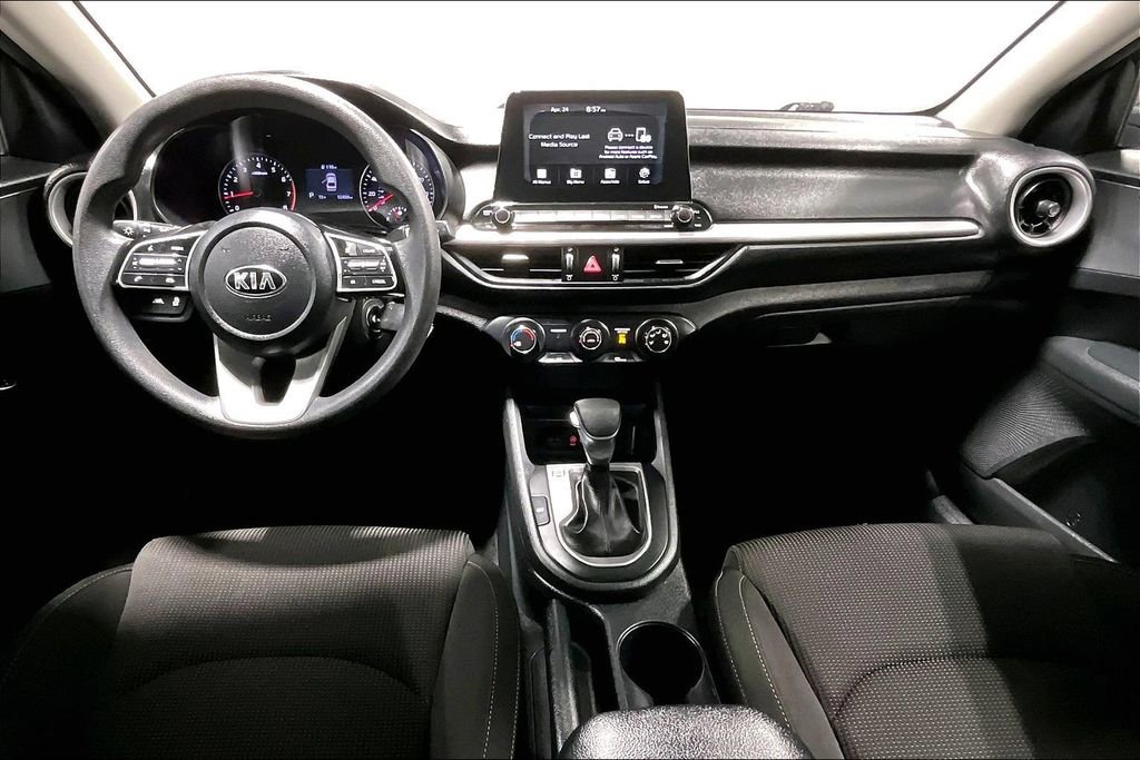Used 2021 Kia Forte LXS FWD image 18