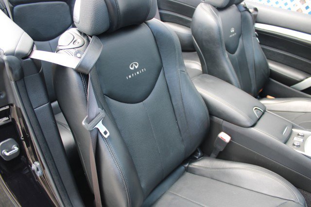 Used 2014 INFINITI Q60 Convertible w/ Premium Package RWD image 22