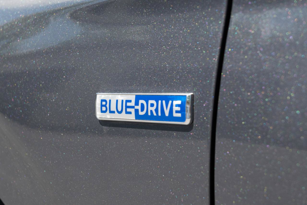 Used 2018 Hyundai Ioniq Blue FWD image 12