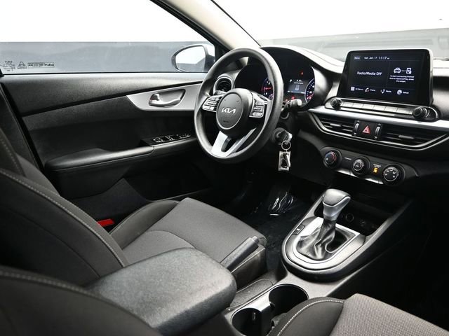 Used 2023 Kia Forte LXS image 18