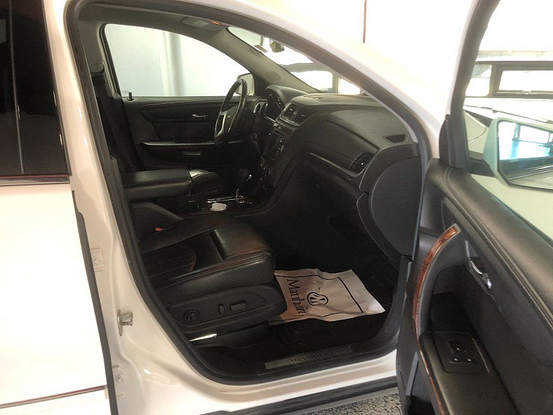 Used 2014 Chevrolet Traverse LTZ AWD/4WD image 24