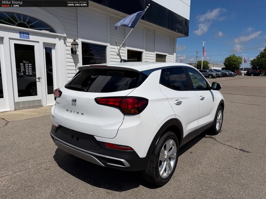 Certified 2024 Buick Encore GX Preferred FWD image 5