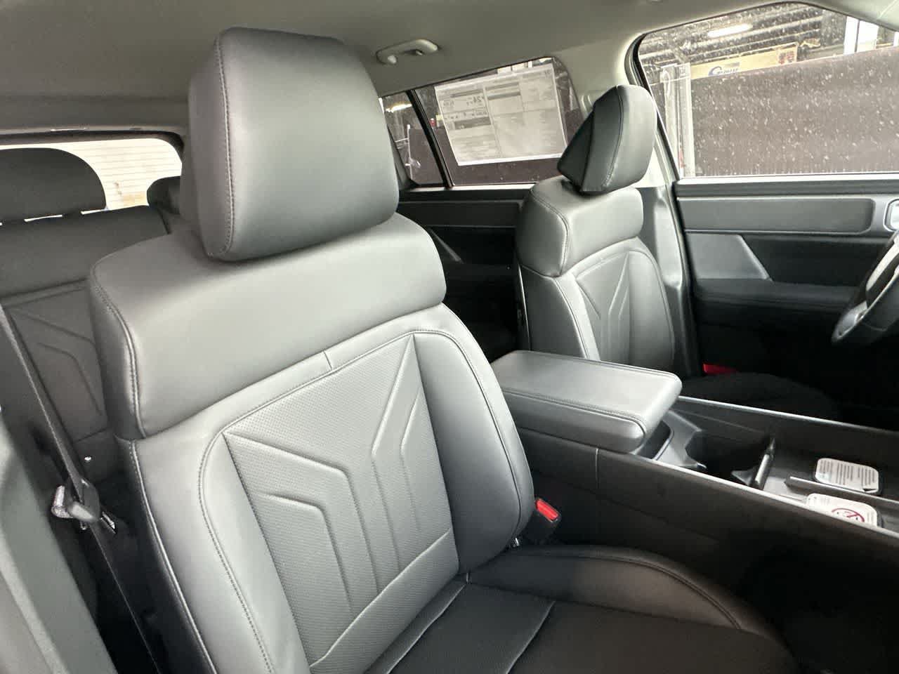 New 2027 Hyundai Santa Fe SEL FWD image 27