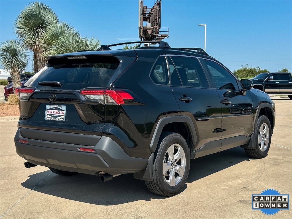 Used 2025 Toyota RAV4 XLE image 3