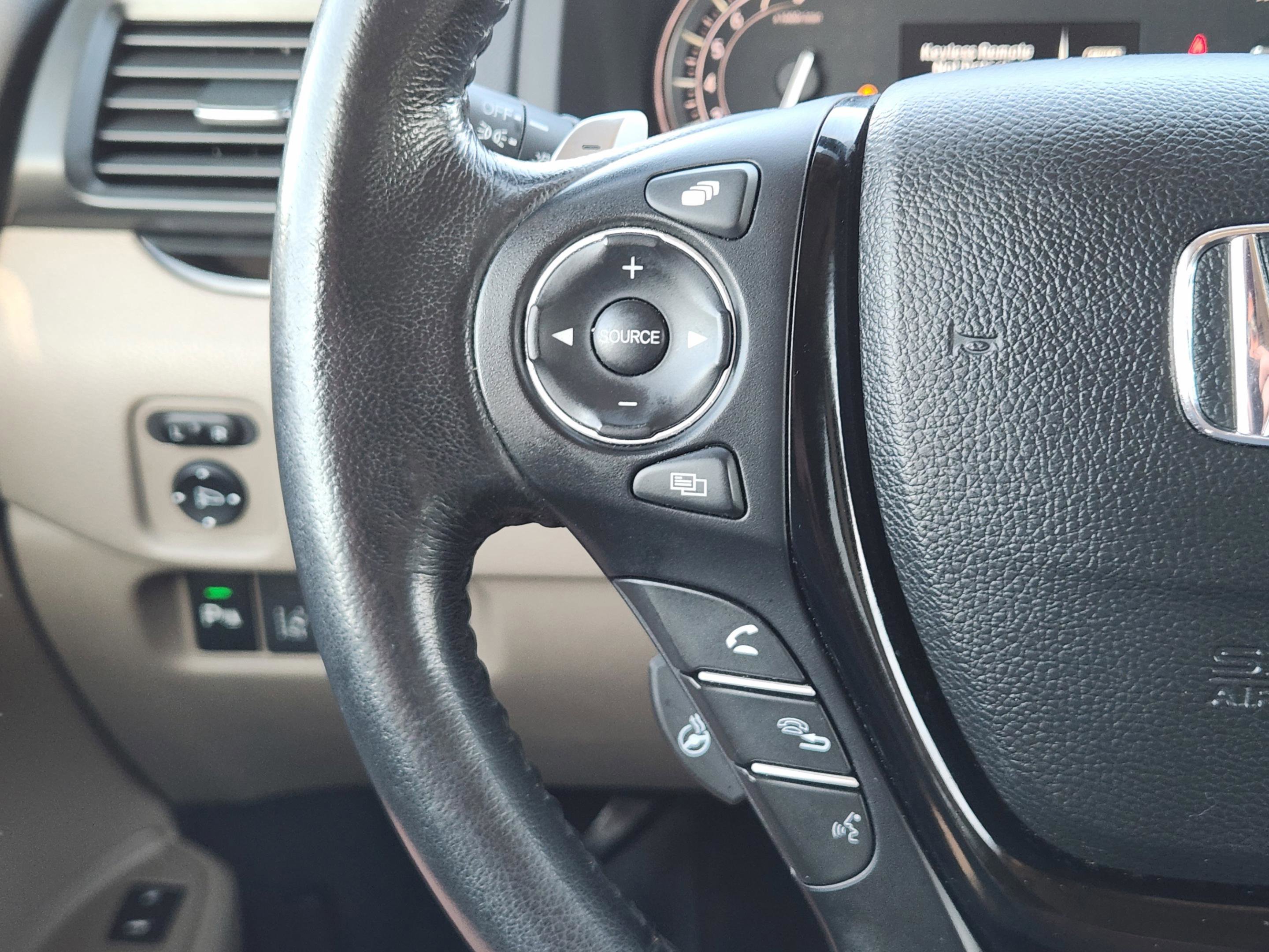 Used 2018 Honda Pilot Elite image 7