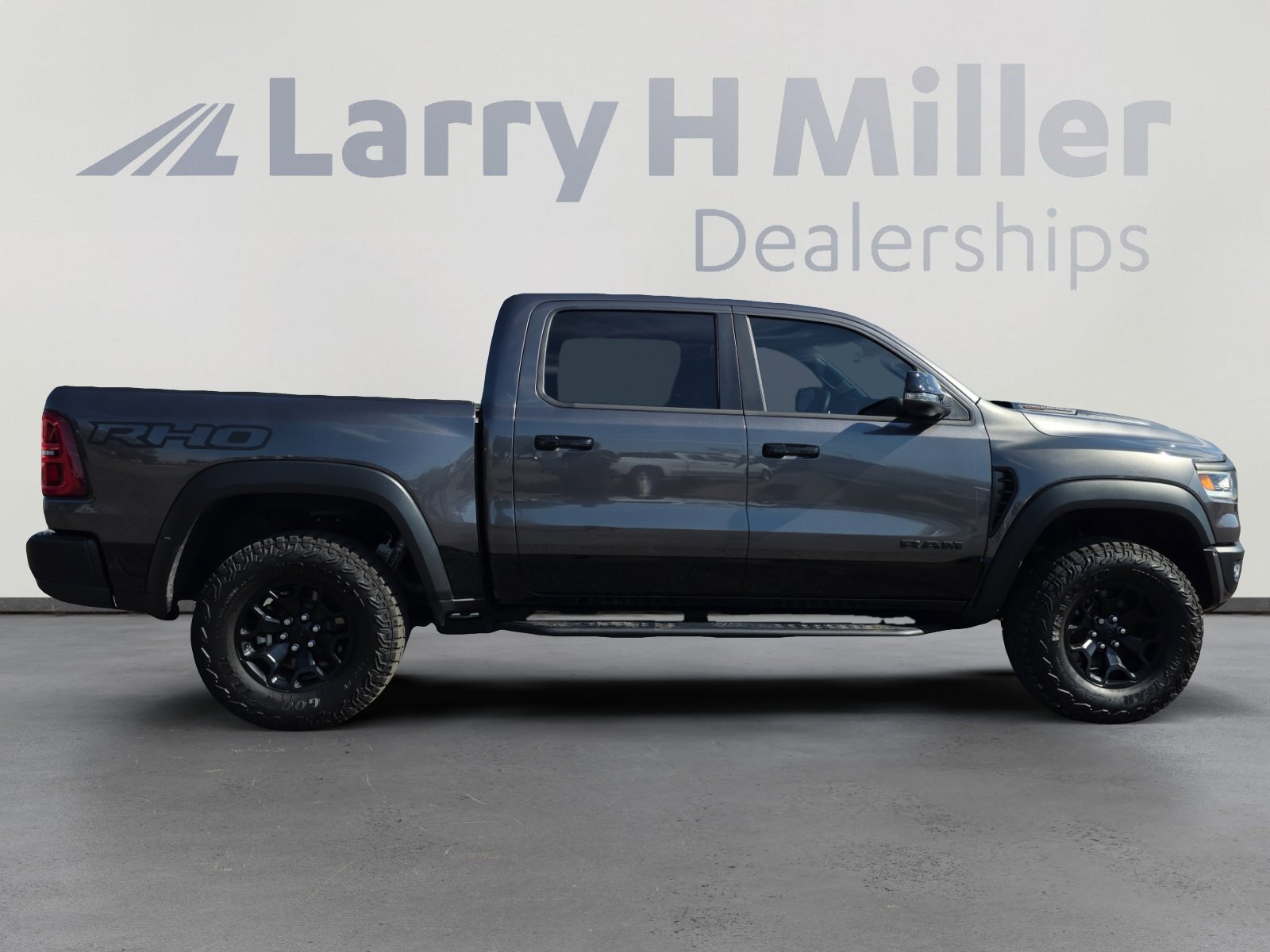 Used 2025 RAM 1500 RHO image 6