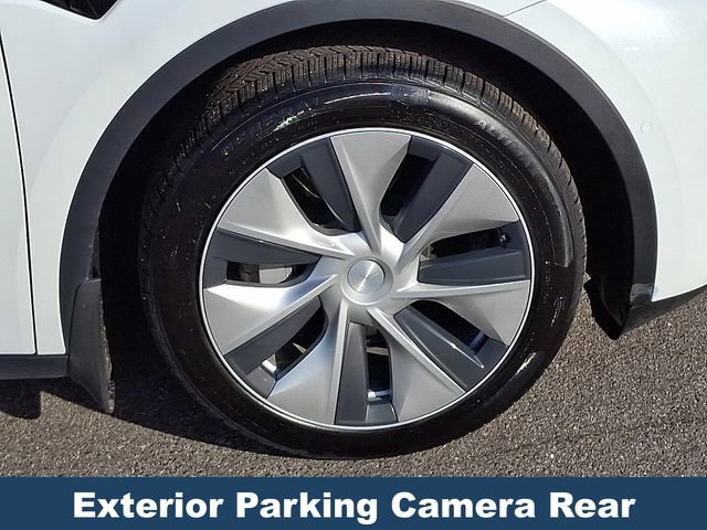 Used 2021 Tesla Model Y Long Range image 10