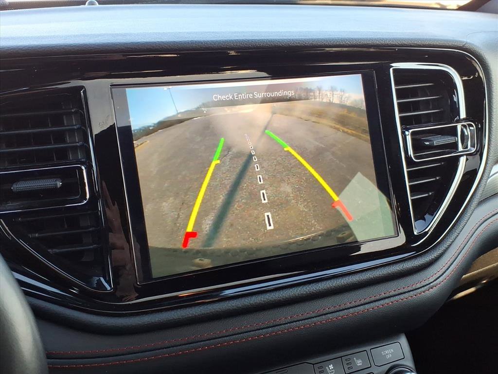 Used 2024 Dodge Durango GT image 32