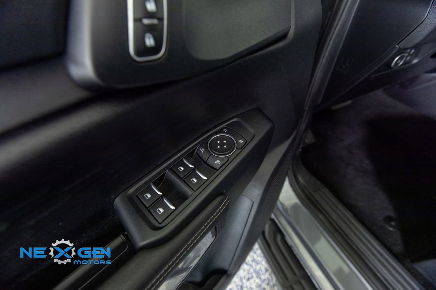 Used 2024 Ford Ranger XLT AWD/4WD image 12
