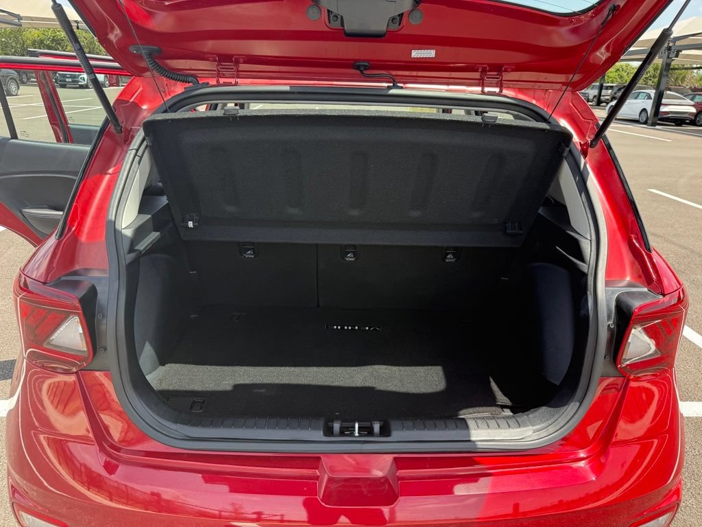 Certified 2023 Hyundai Venue Limited FWD image 24