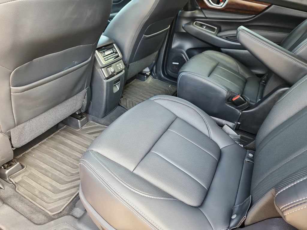 Used 2023 Subaru Ascent Touring AWD/4WD image 10