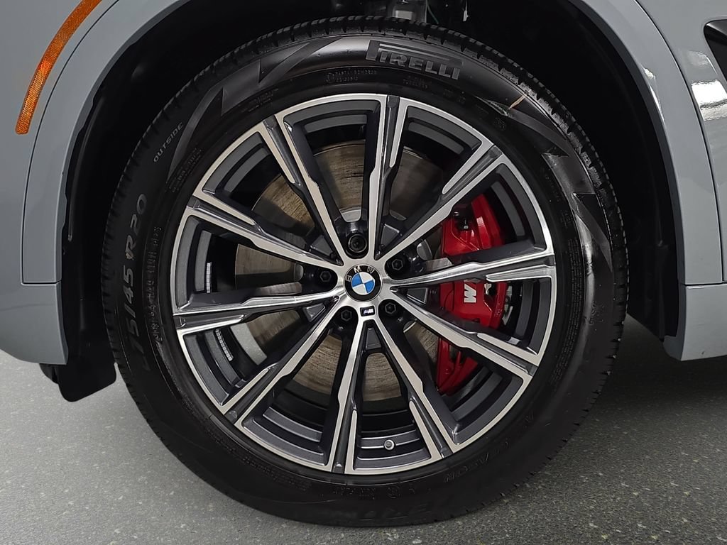 New 2026 BMW X5 xDrive50e w/ M Sport Package AWD/4WD image 32