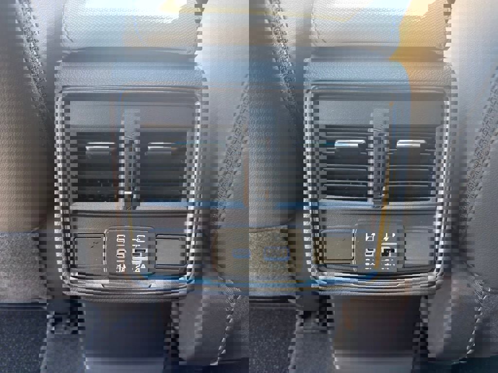 Used 2026 Subaru Forester Limited image 36