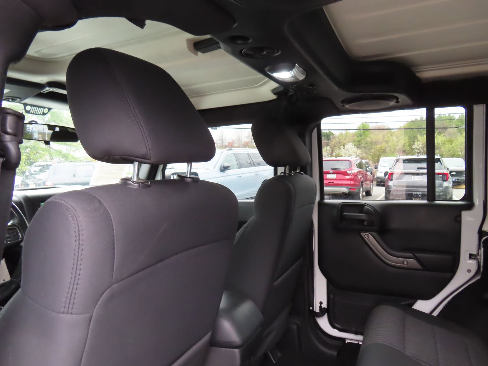Used 2012 Jeep Wrangler Unlimited Sport image 25