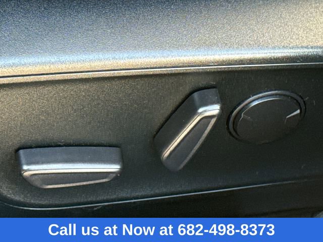 Used 2022 Ford Escape SE w/ SE Sport Appearance Package image 22