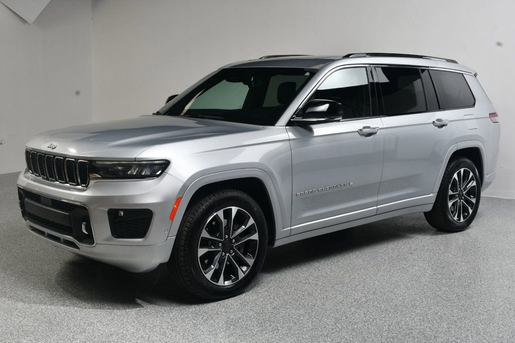 Used 2021 Jeep Grand Cherokee L Overland w/ Luxury Tech Group IV image 2