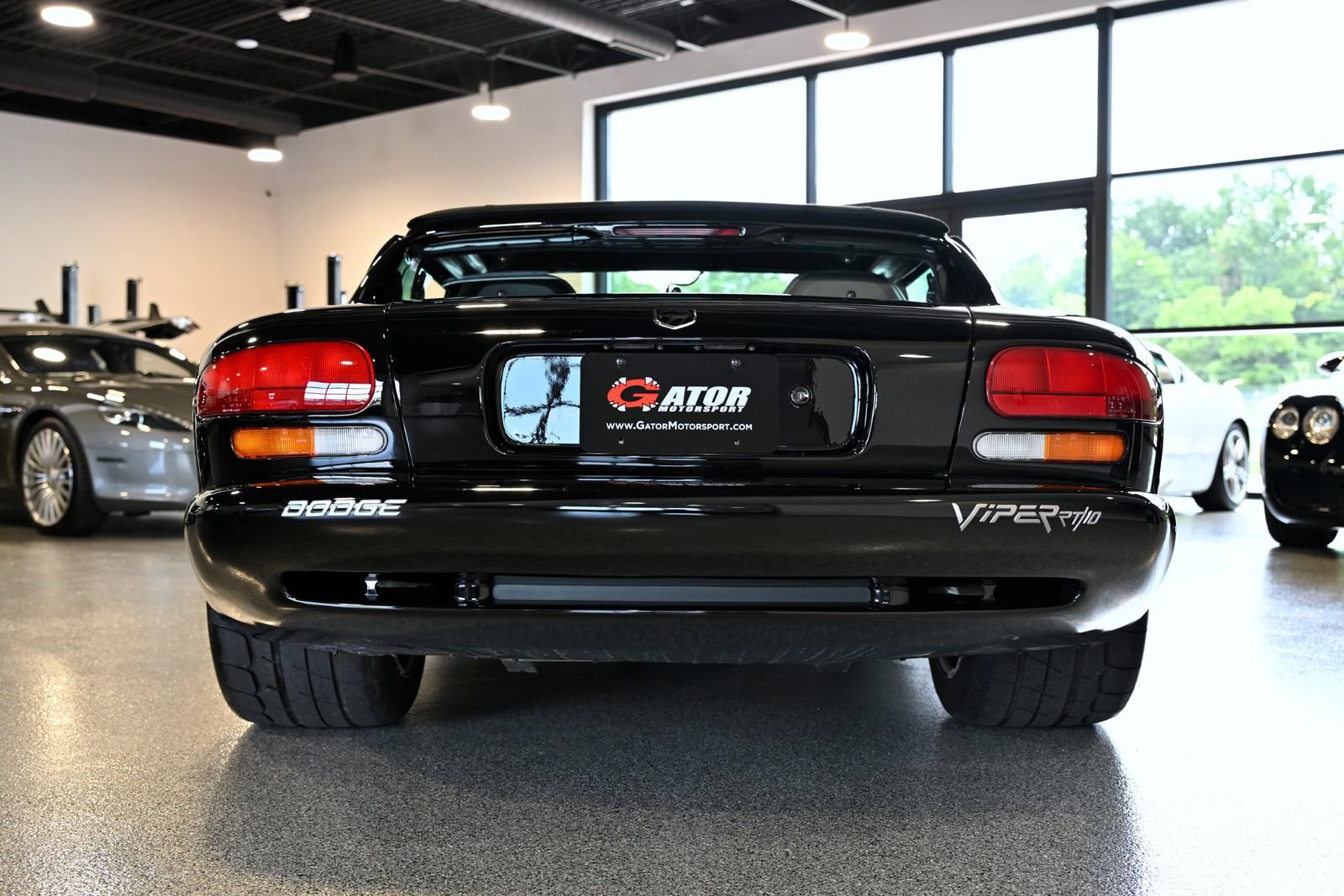 Used 1994 Dodge Viper RT/10 RWD image 8