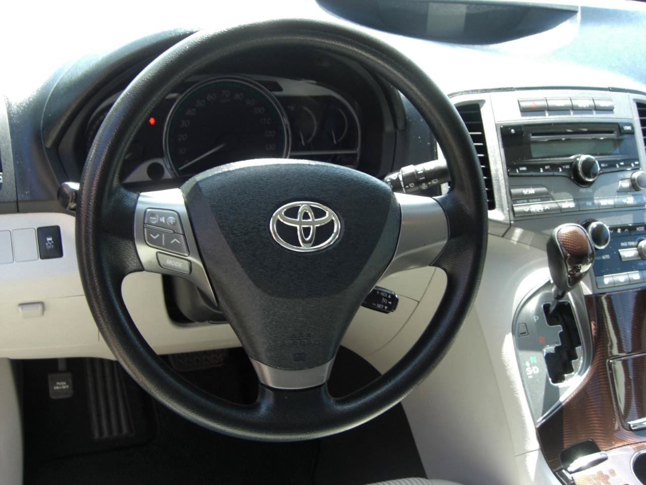 Used 2009 Toyota Venza AWD w/ Convenience Pkg image 10