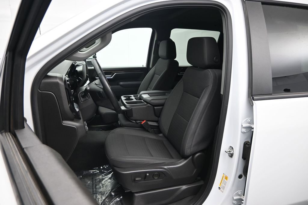 Used 2025 Chevrolet Silverado 2500 LT w/ Safety Package AWD/4WD image 21
