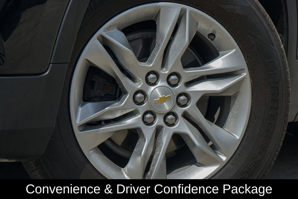 Used 2022 Chevrolet Blazer LT image 2