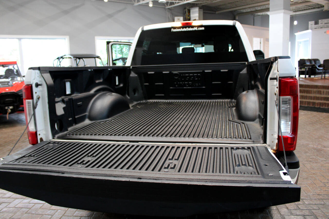 Used 2017 Ford F350 XLT image 11