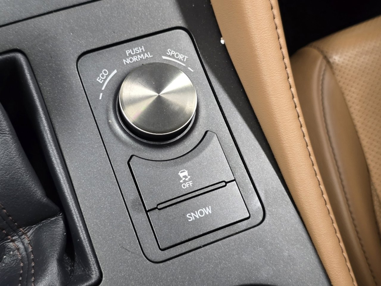 Used 2015 Lexus RC 350 AWD w/ Luxury Package image 7