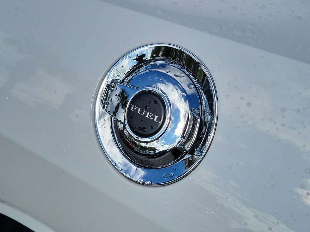 Used 2023 Dodge Challenger R/T image 9