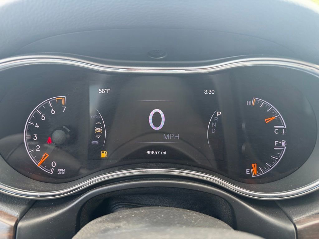 Used 2018 Jeep Grand Cherokee Limited AWD/4WD image 9
